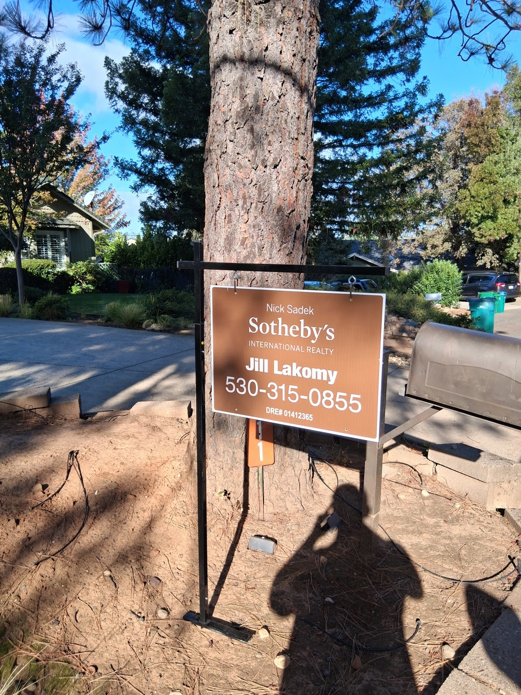 Lake of the Pines Metal Post Installation